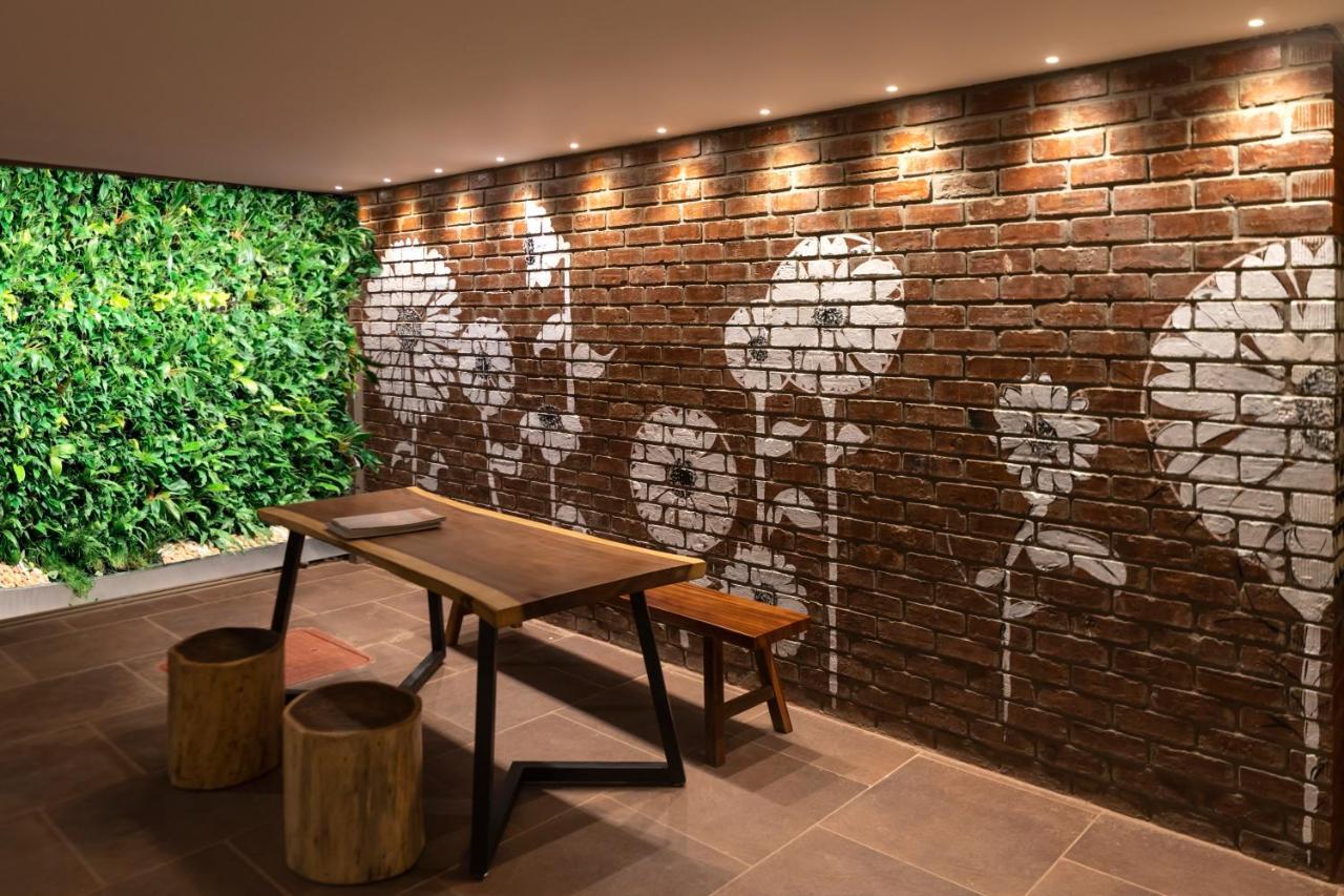 Hotel Avora Tree By Rivido Kempegowda Airport Road Dod Jala Extérieur photo